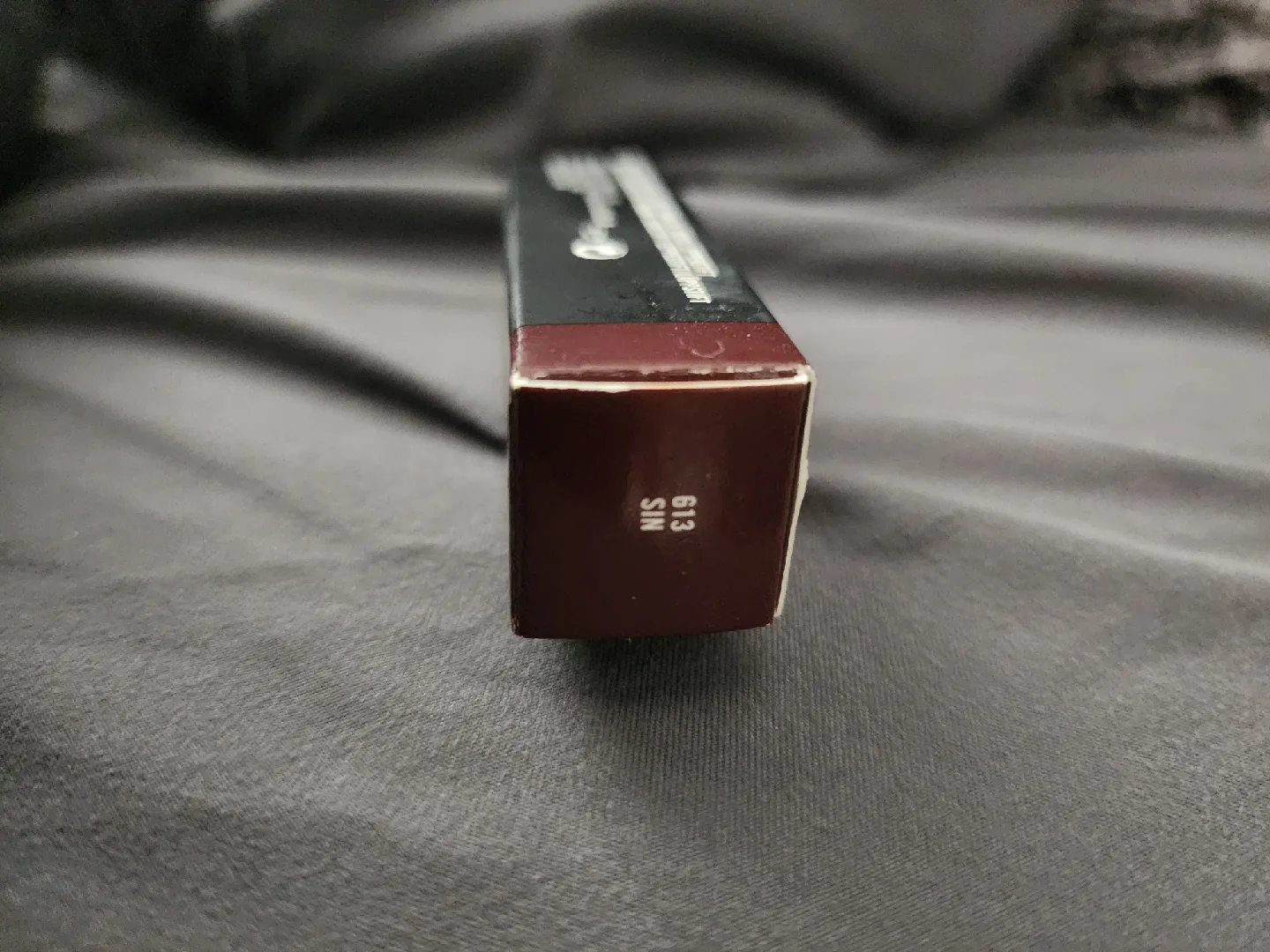 Mac Matte Lipstick- 613 Sin image indicator(2)