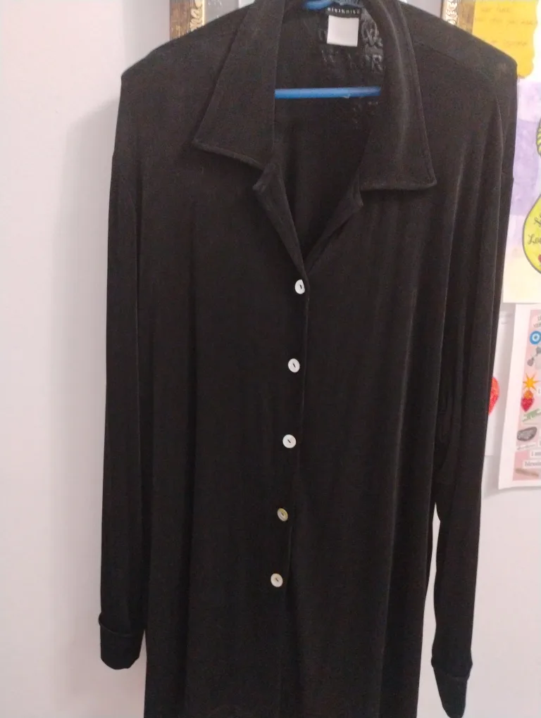 FREE Risknkriz Black Button-Down Shirt thumbnail
