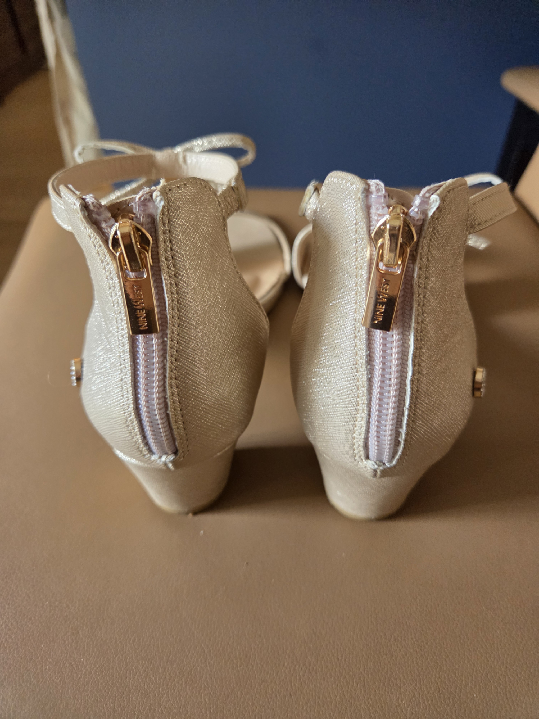 Nine West Gold Sandals - Size 7 - photo 3
