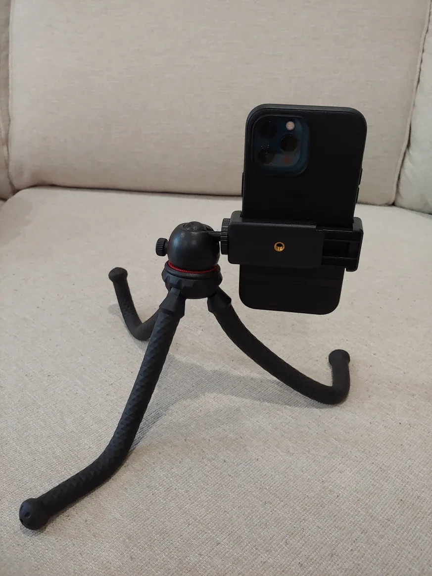 Octopus Flexible Tripod, New, With Selfie Remote Controller image indicator(6)