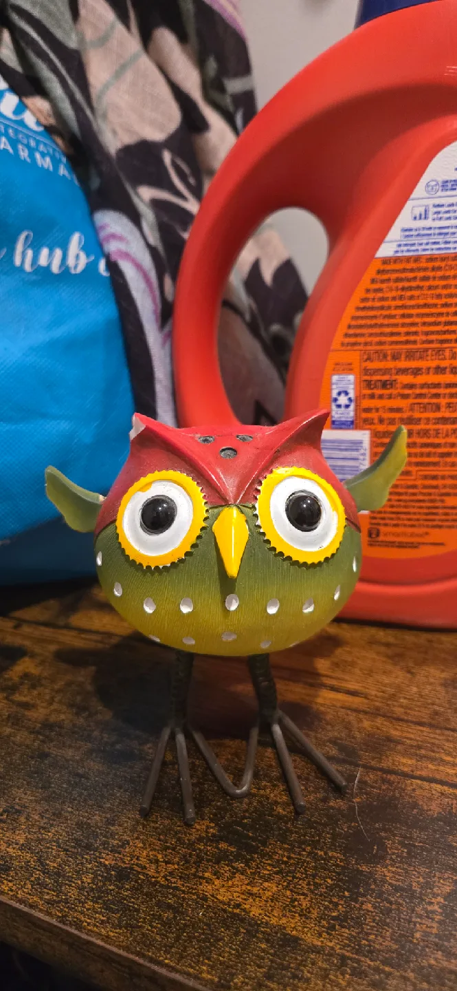🥕 Cute Decorative Owl Figurine thumbnail