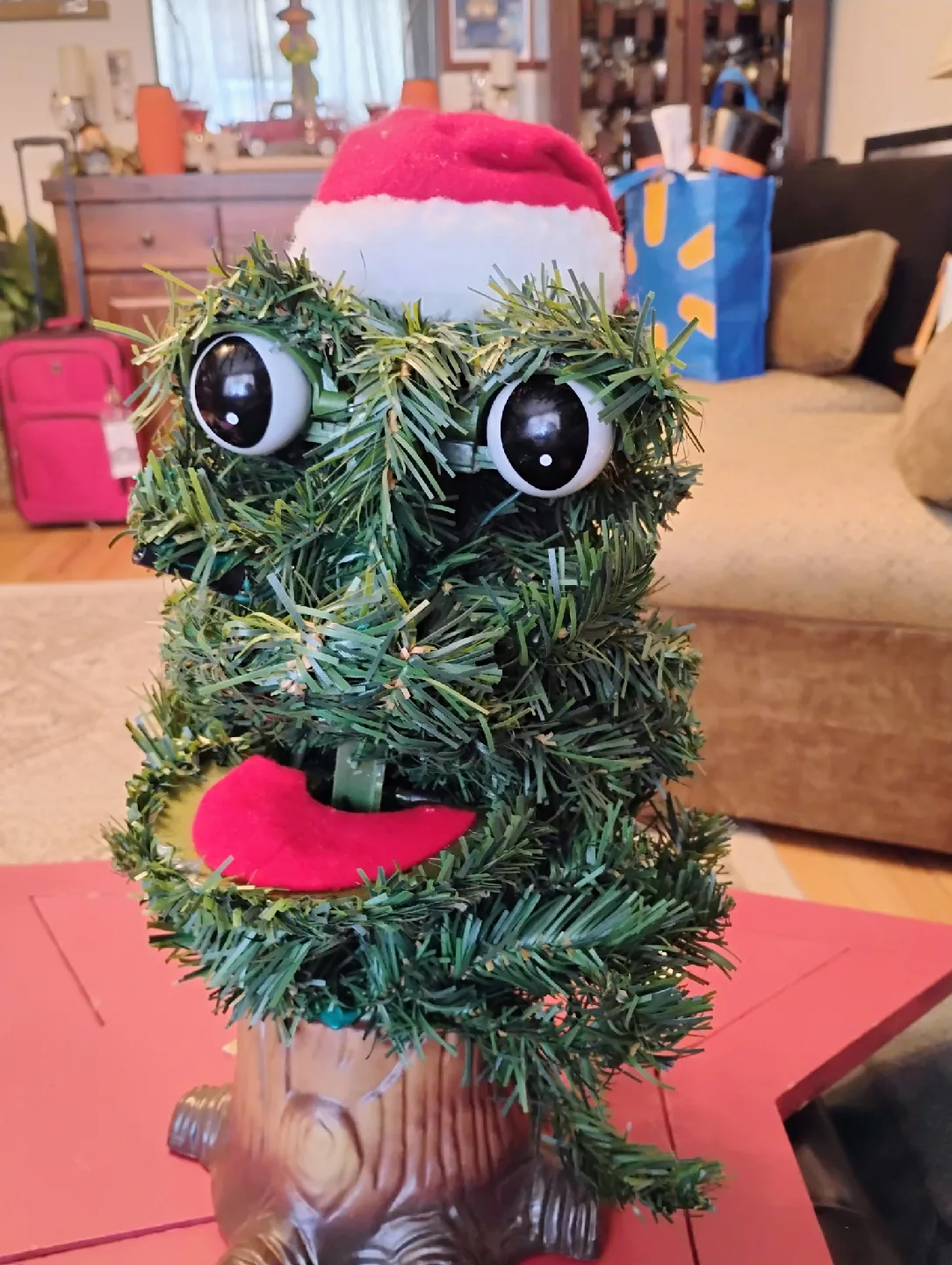 #Free Douglas Fir Dancing Christmas Tree 18" image indicator(4)