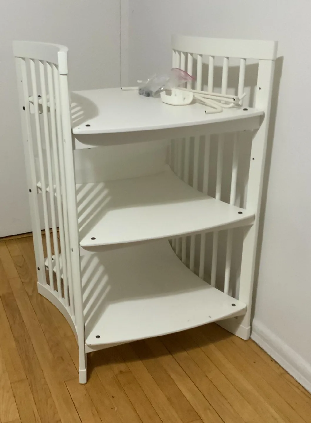 Stokke Care Changing Table - White image indicator(2)