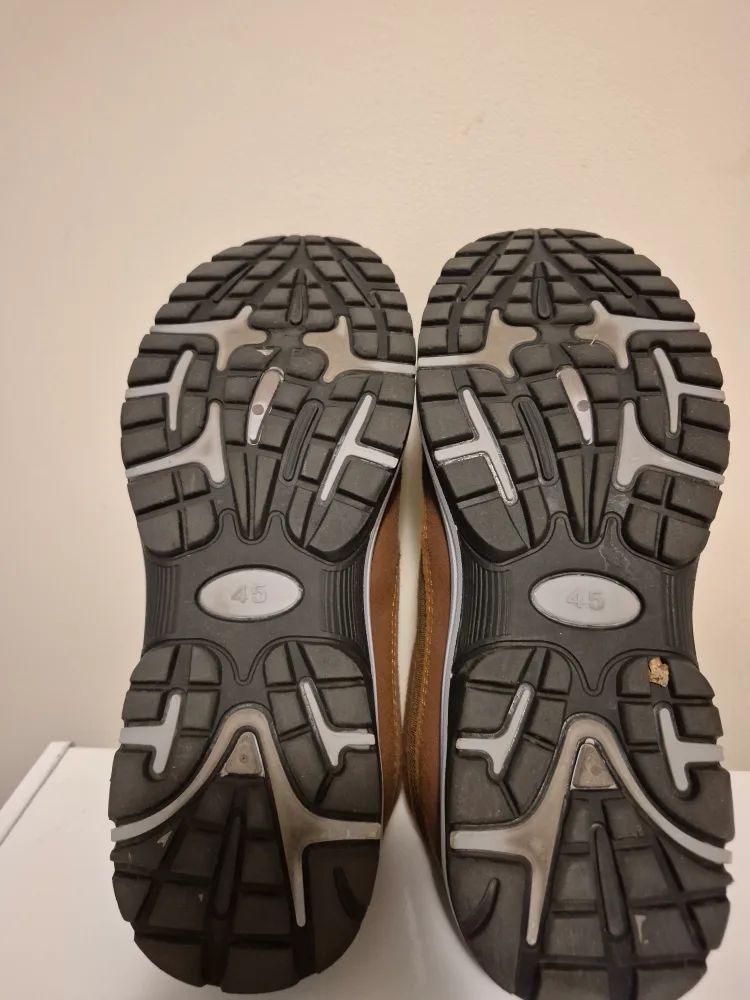 CNN-MIN Brown Slip-On Shoes - Size 45/11 image indicator(5)