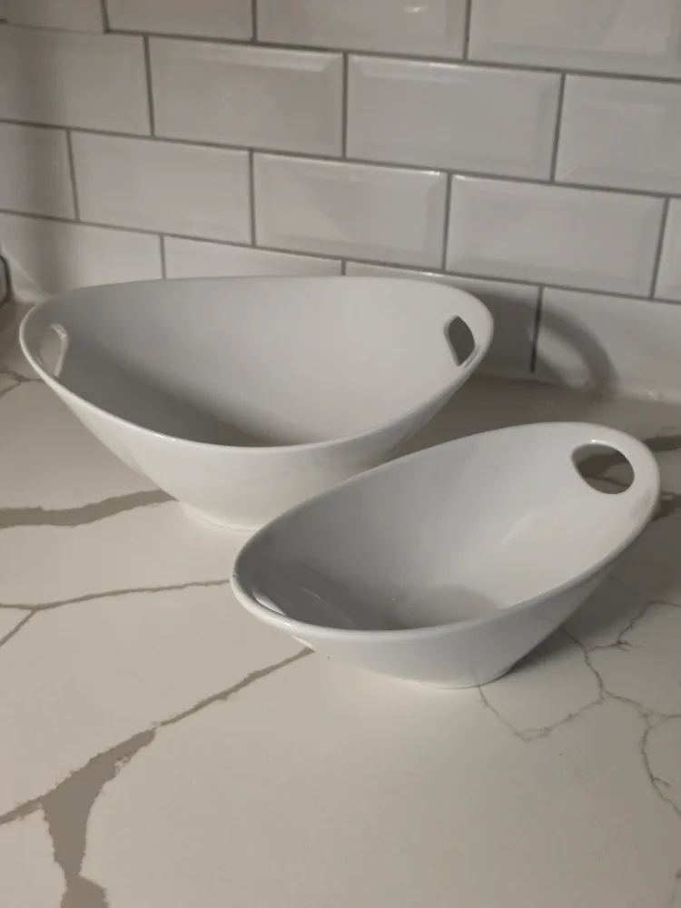 White Serving Bowls - Set of 2 thumbnail