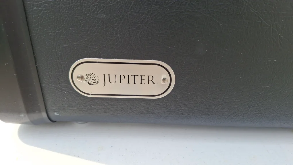 Jupiter Trumpet with Case image indicator(2)