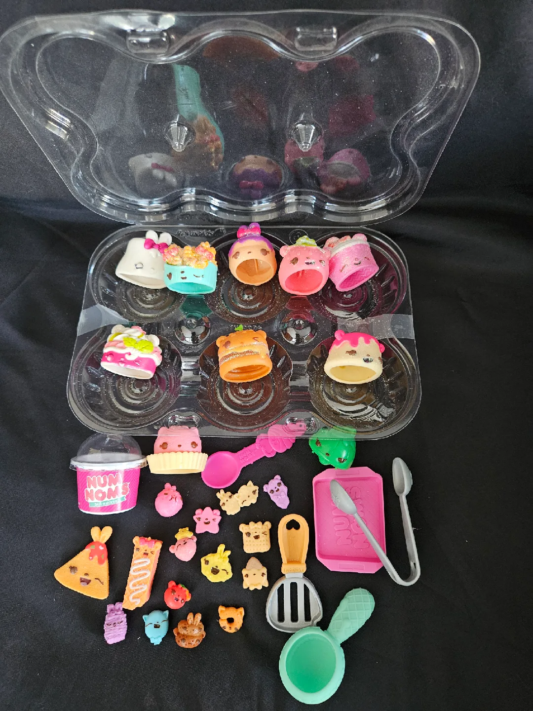 Num Noms Toys thumbnail