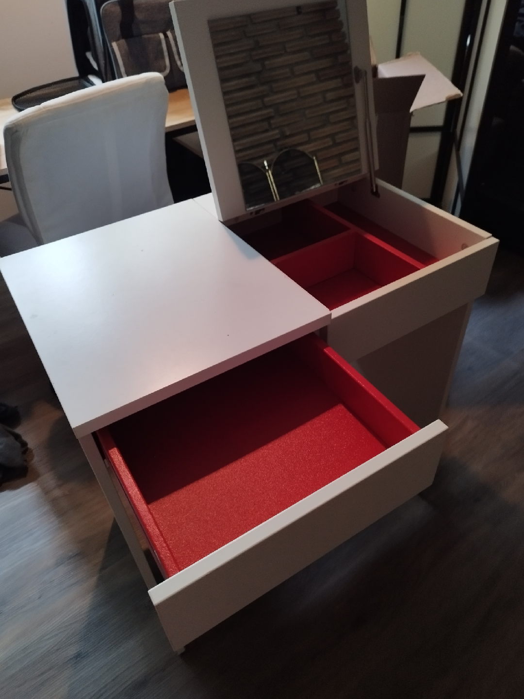 White Vanity Desk with Mirror - photo 2