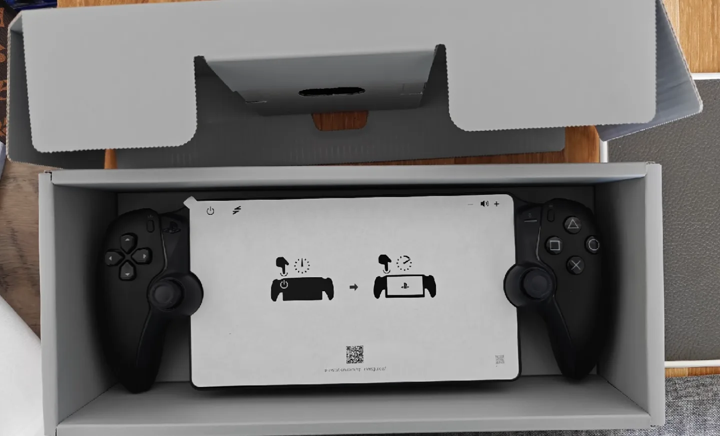 Sony PlayStation5 Portal Remote Player image indicator(2)