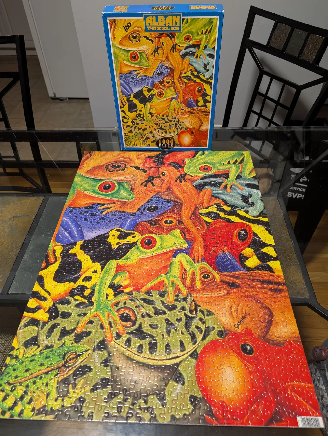 Alban Puzzles - Frog Frenzy - 1000 Pieces thumbnail