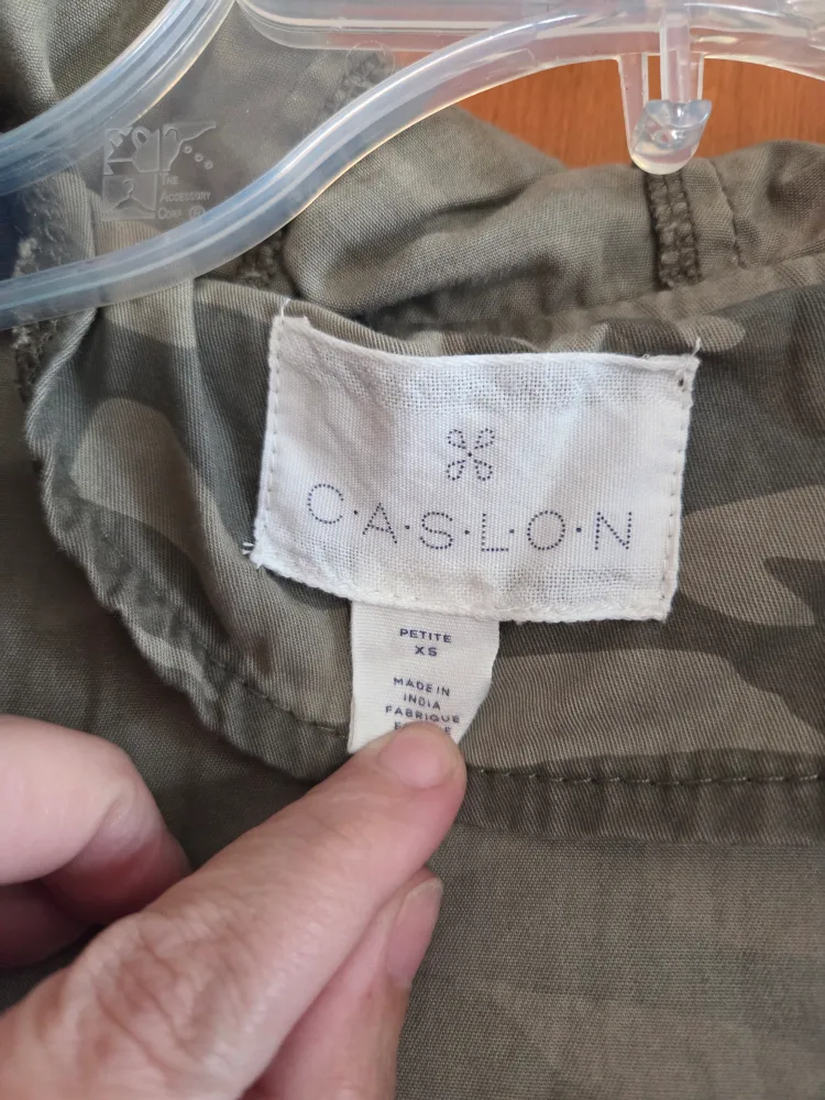 Caslon Camo Print Hooded Jacket - Size XS image indicator(2)