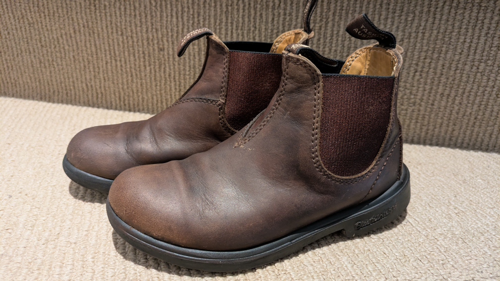 Blundstone 565 Kids Chelsea Boots, Size 13 - photo 3