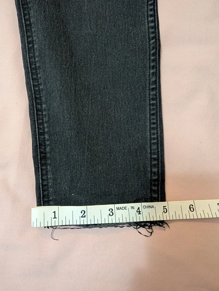 H&M Black Denim Jeans - Size 30 image indicator(6)
