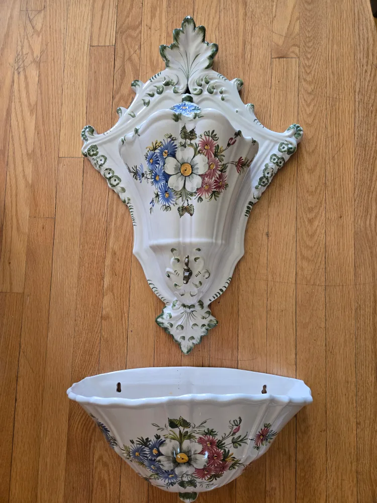 Vintage Floral Ceramic Wall Planter thumbnail