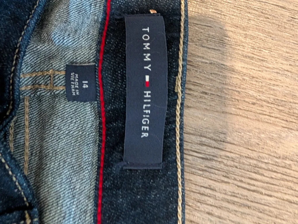 Women's Tommy Hilfiger Jeans - Size 14 image indicator(2)