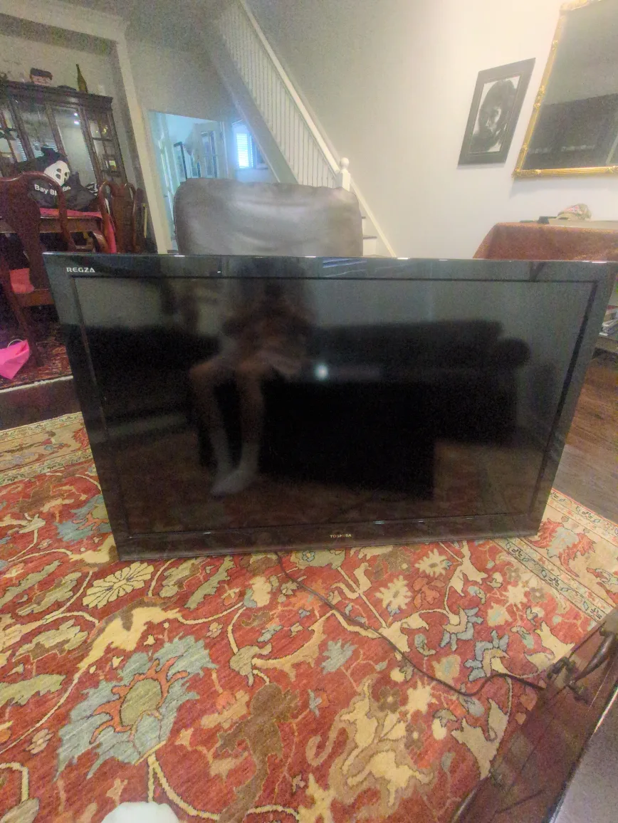 52" Toshiba Regza LCD TV thumbnail