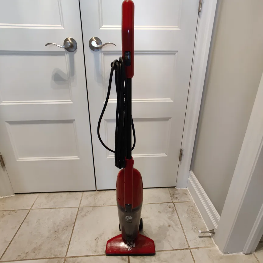 Dirt Devil Vacuum thumbnail