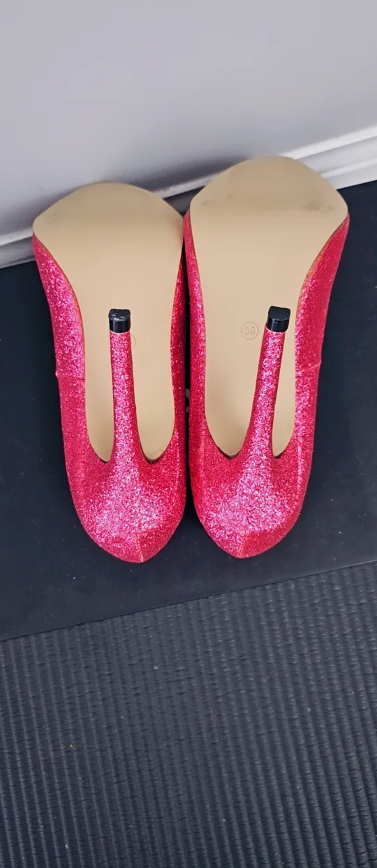Pink Glitter Heels - Size 6 image indicator(4)