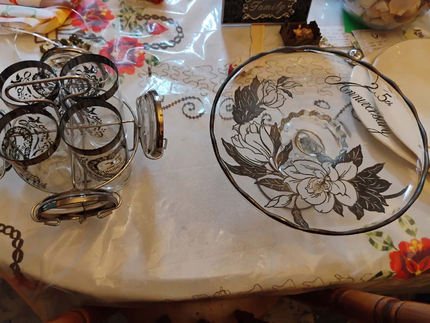 Vintage 25th Anniversary Glass Set thumbnail