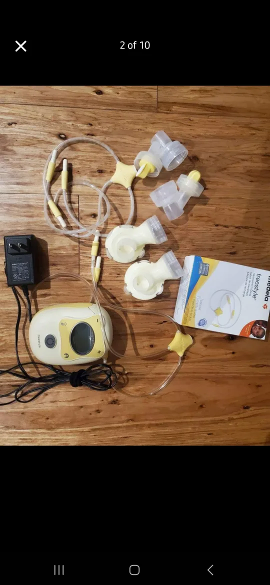Medela Swing Breast Pump with Accessories thumbnail
