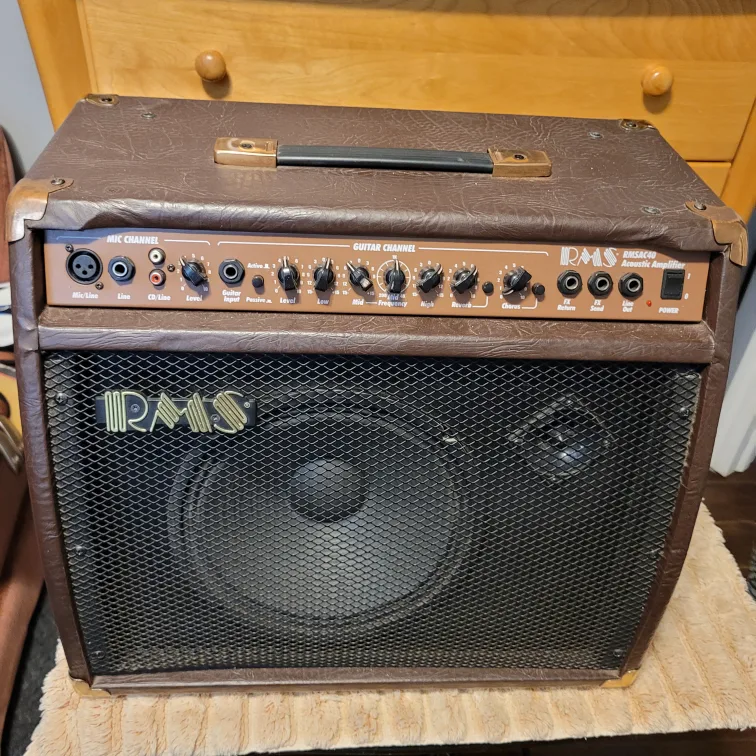 RMS AC 40 Acoustic Guitar Amp Mic & Guitar Channels... image indicator(3)