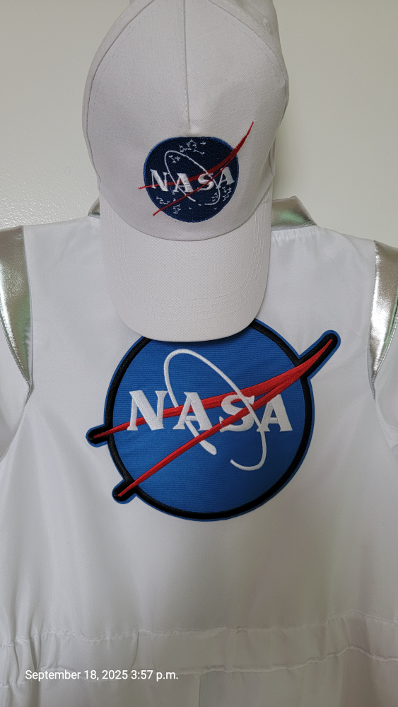NASA Astronaut Costume with Hat size 8-9 - photo 4