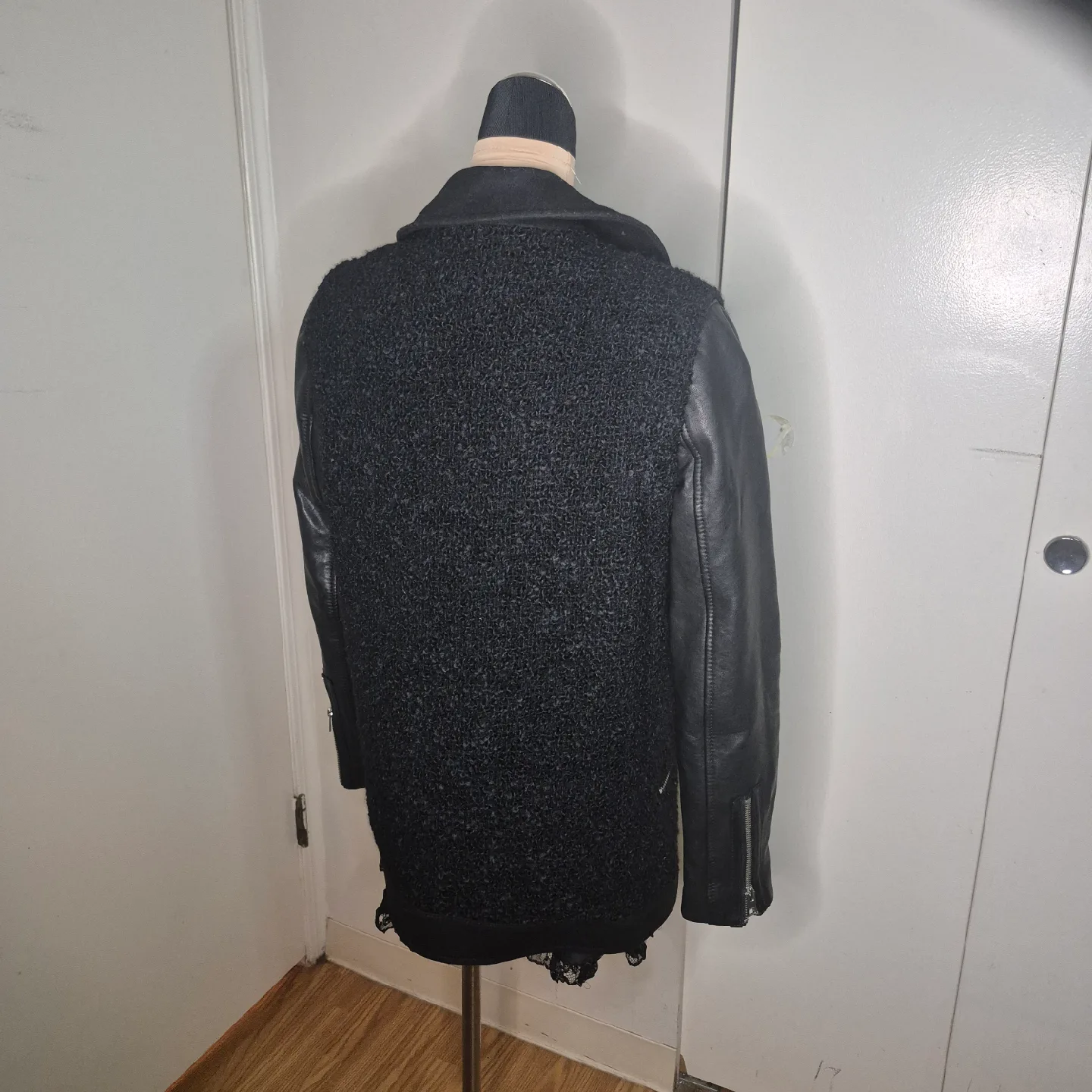 AllSaints Black Leather & Wool Blend Jacket - Size US 4 image indicator(5)