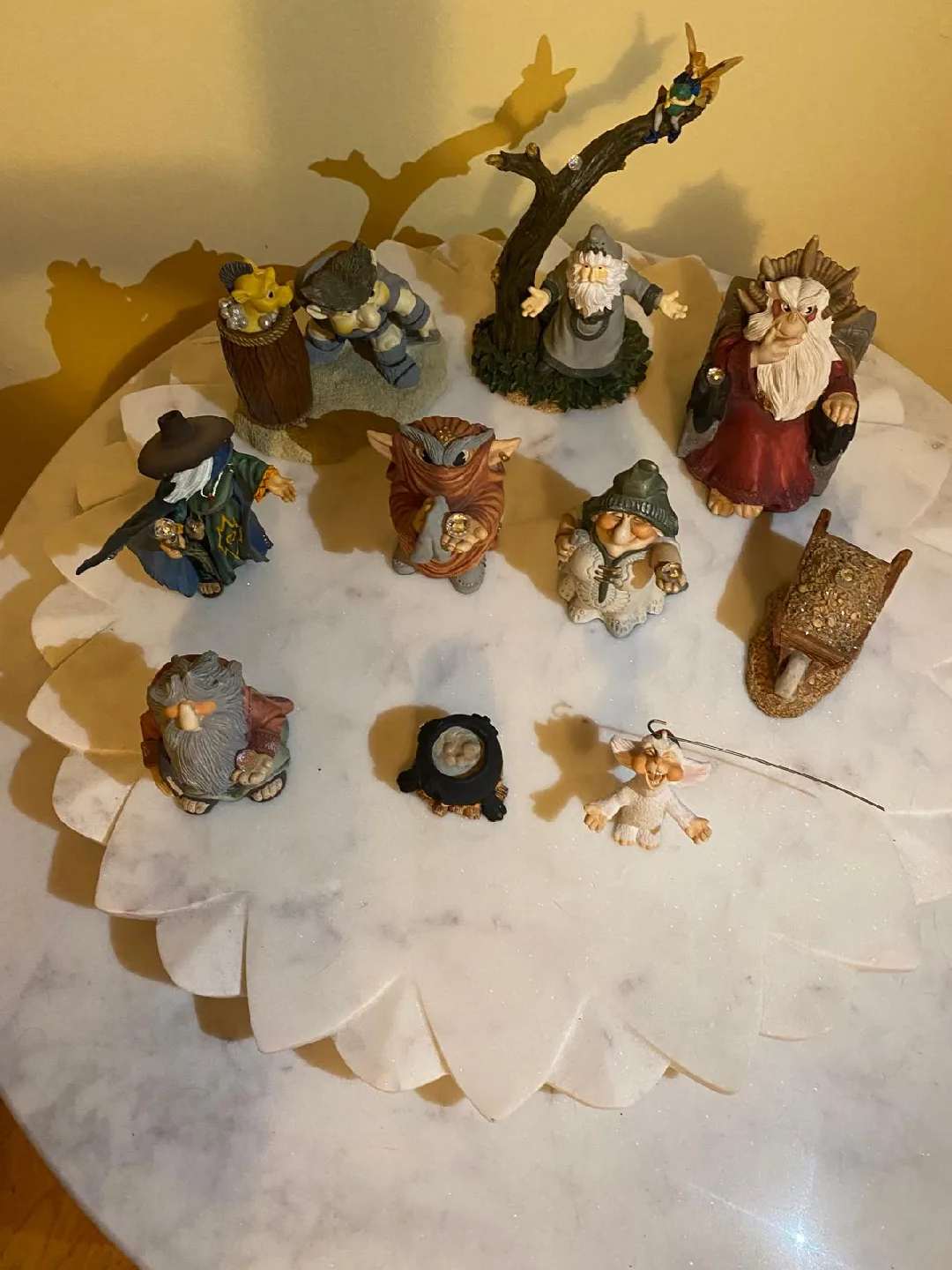 Vintage Wodema & Rueggan Figurine Set image indicator(2)