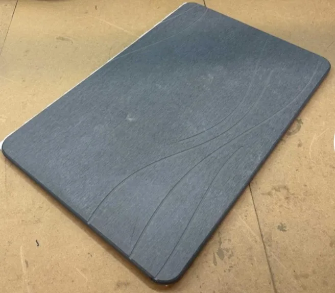 Grey Memory Foam Bath Mat - 23.7" x 15.4" image indicator(3)