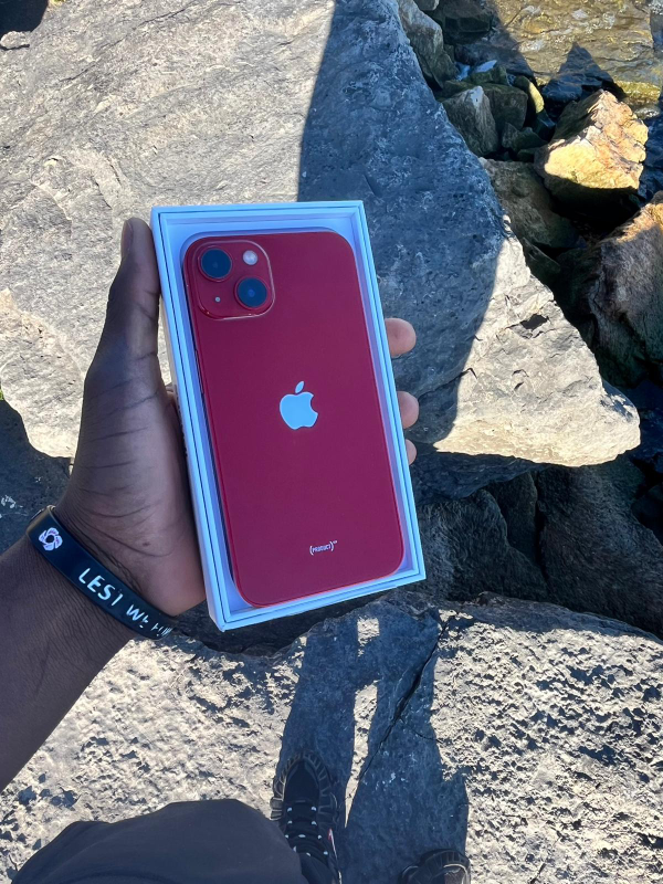 Iphone 13 128gb Red Unlocked (with box) - photo 5