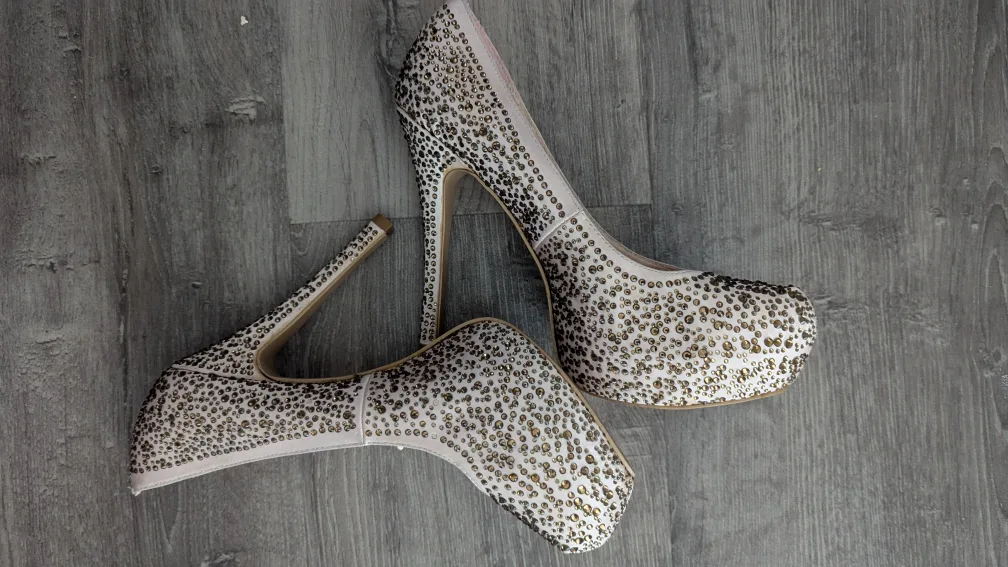 Stone Studded Heels Size 39 image indicator(2)