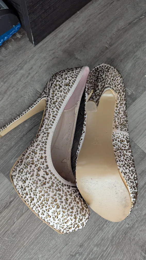 Stone Studded Heels Size 39 image indicator(3)