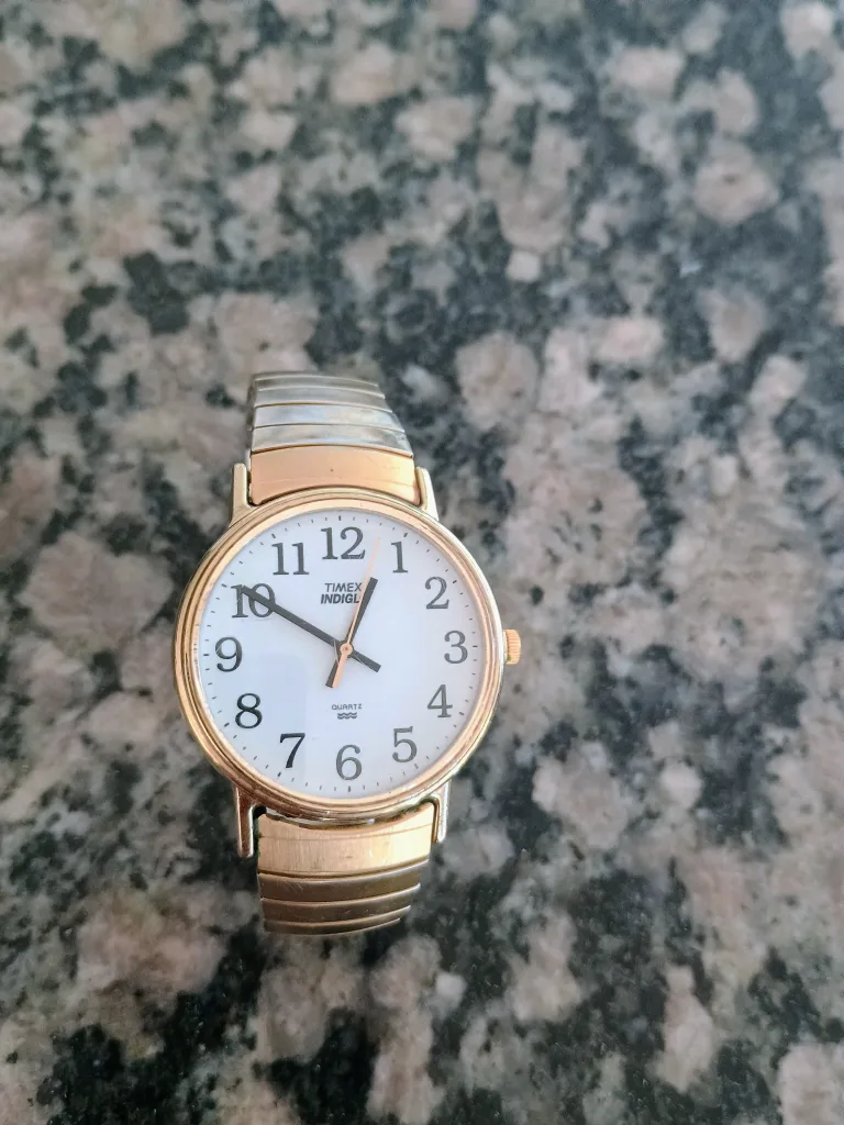 Two Watches: Timex Indiglo & Quartz Watch image indicator(2)