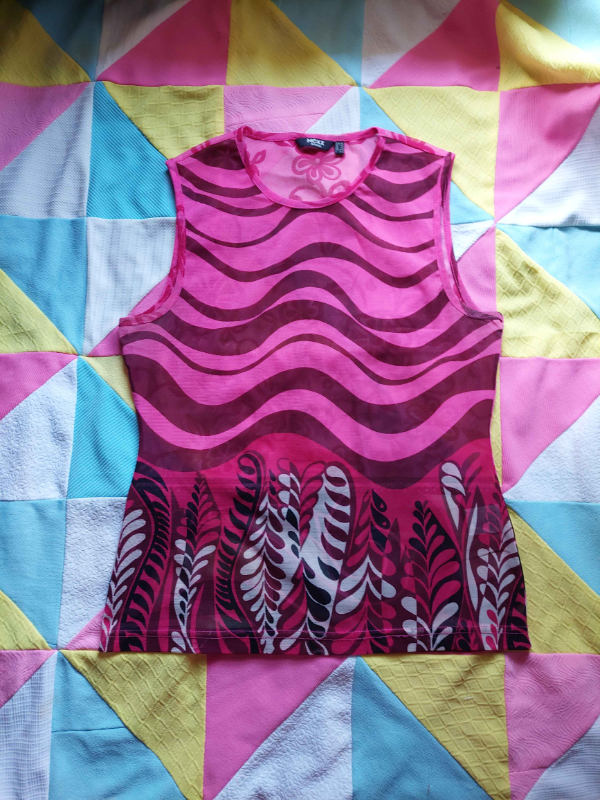 2000s unique mesh patterned tank top