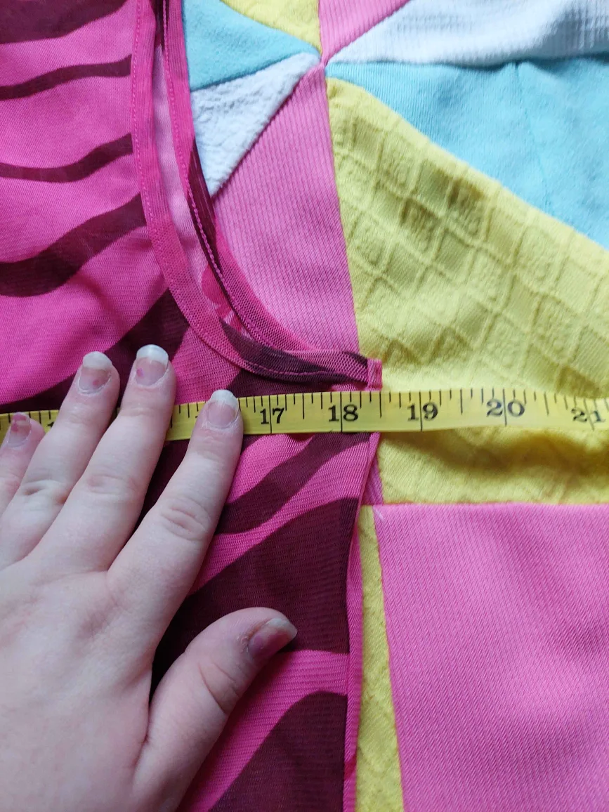 2000s unique mesh patterned tank top image indicator(4)