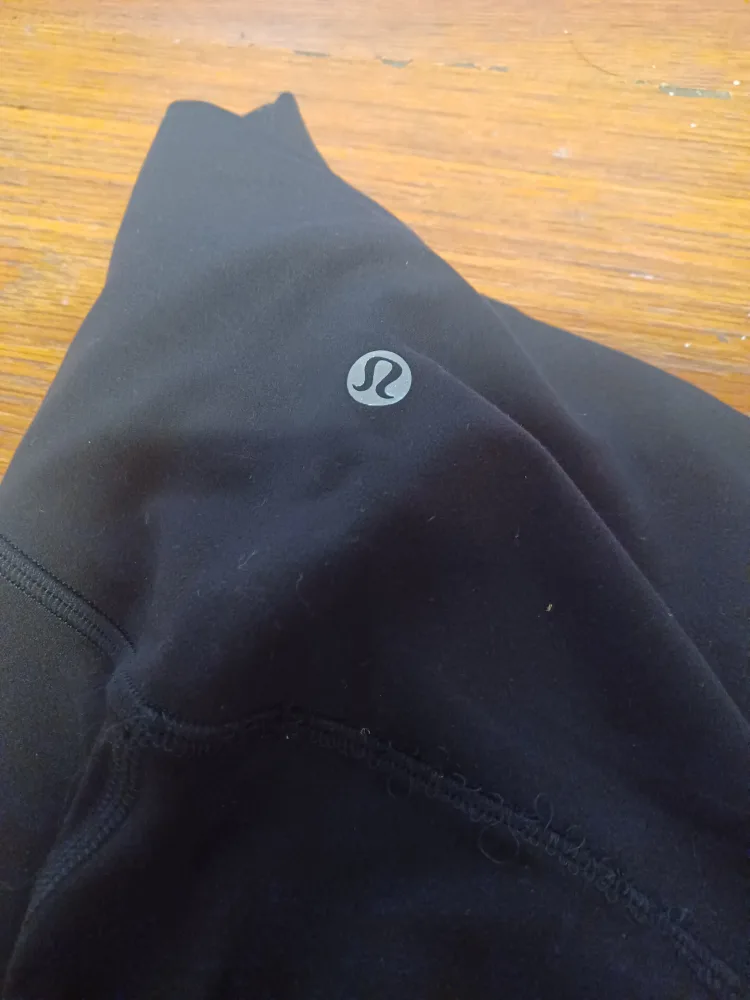 Lululemon Black Leggings - Size 8 image indicator(3)