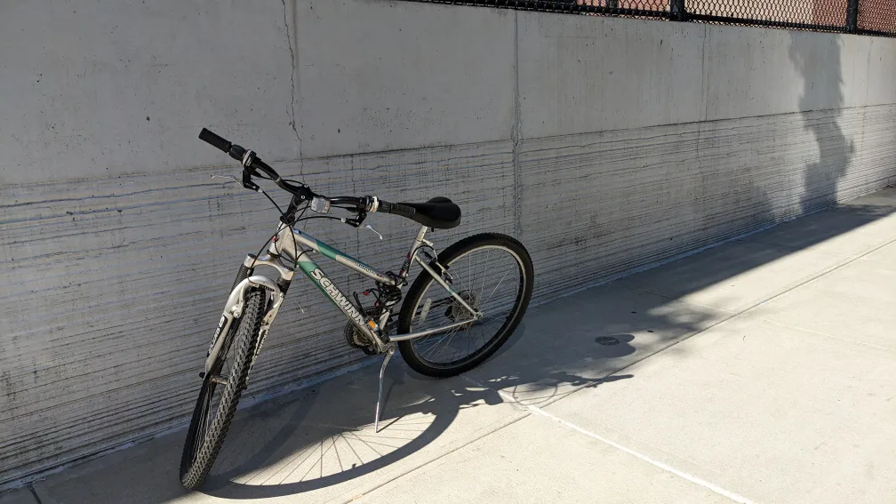 Schwinn Ranger Mountain Bike 2.6F image indicator(2)