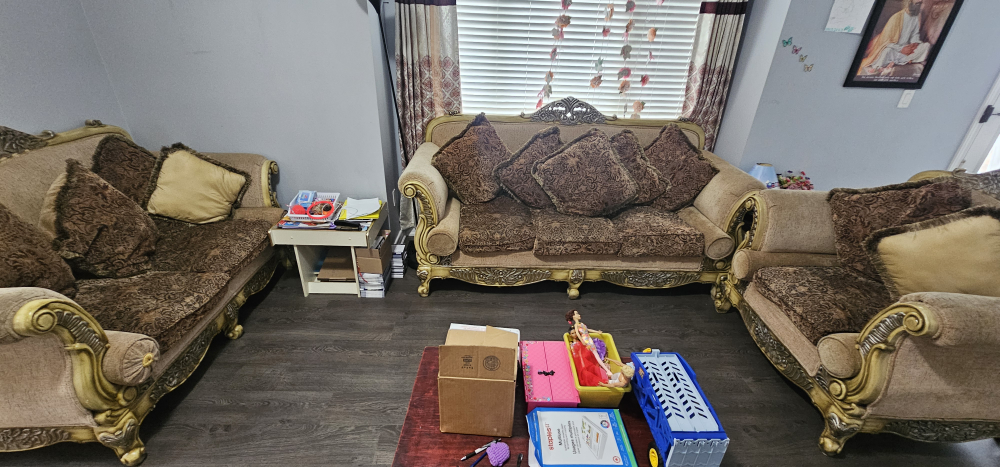 Ornate Sofa Set - Loveseat & Armchairs - photo 4