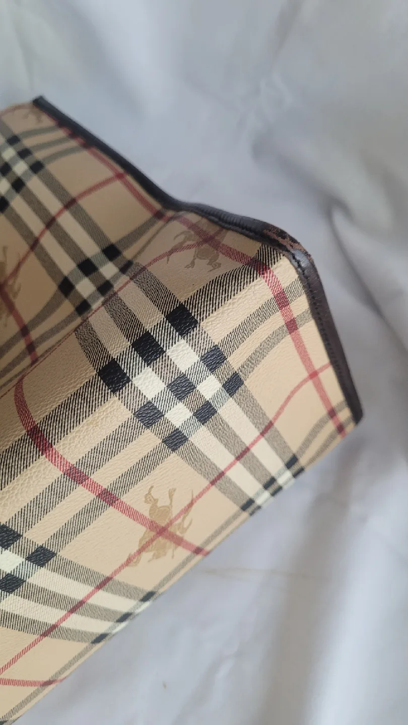 Burberry Tote Bag image indicator(6)