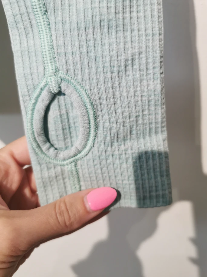 Lululemon small top - photo 3