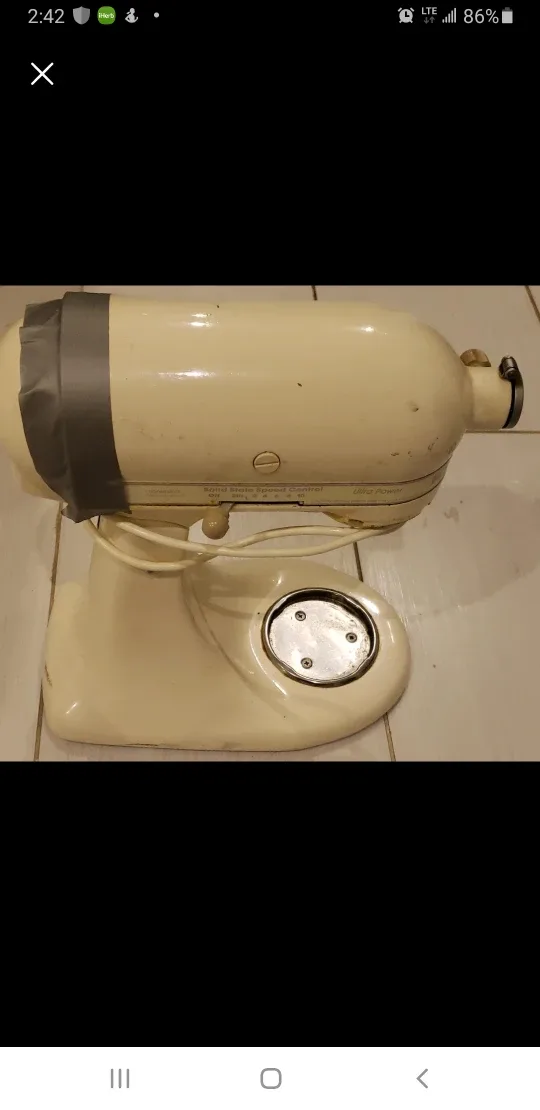 KitchenAid Ultra Power Stand Mixer - Cream