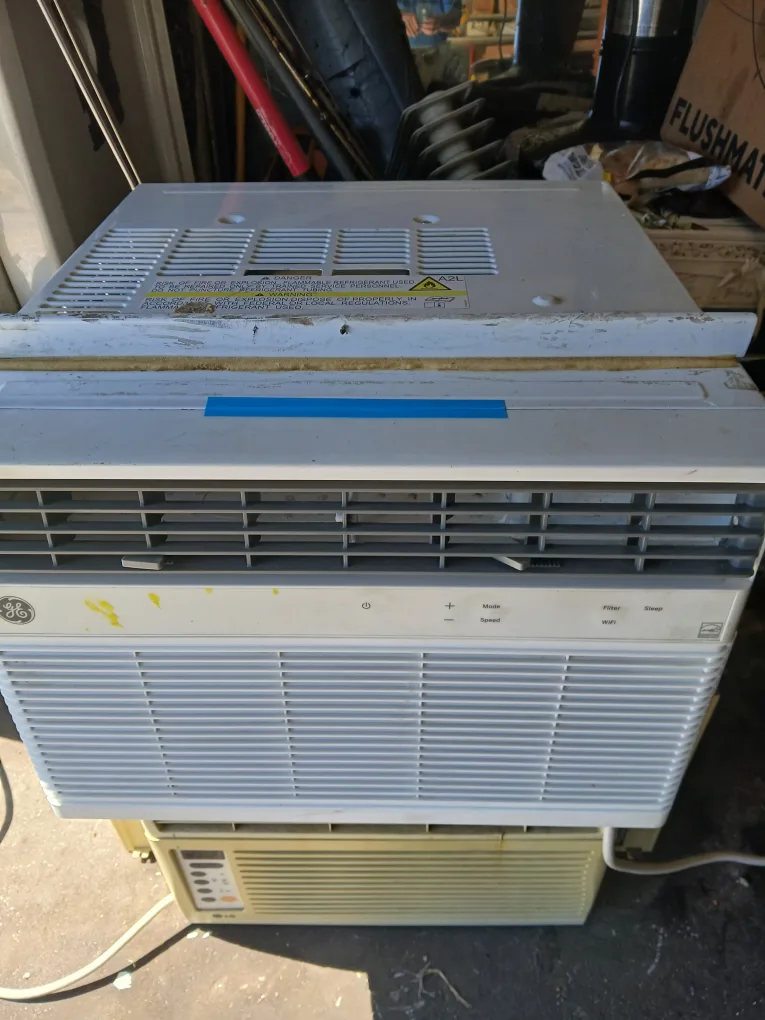 14000 btus AC good condition thumbnail