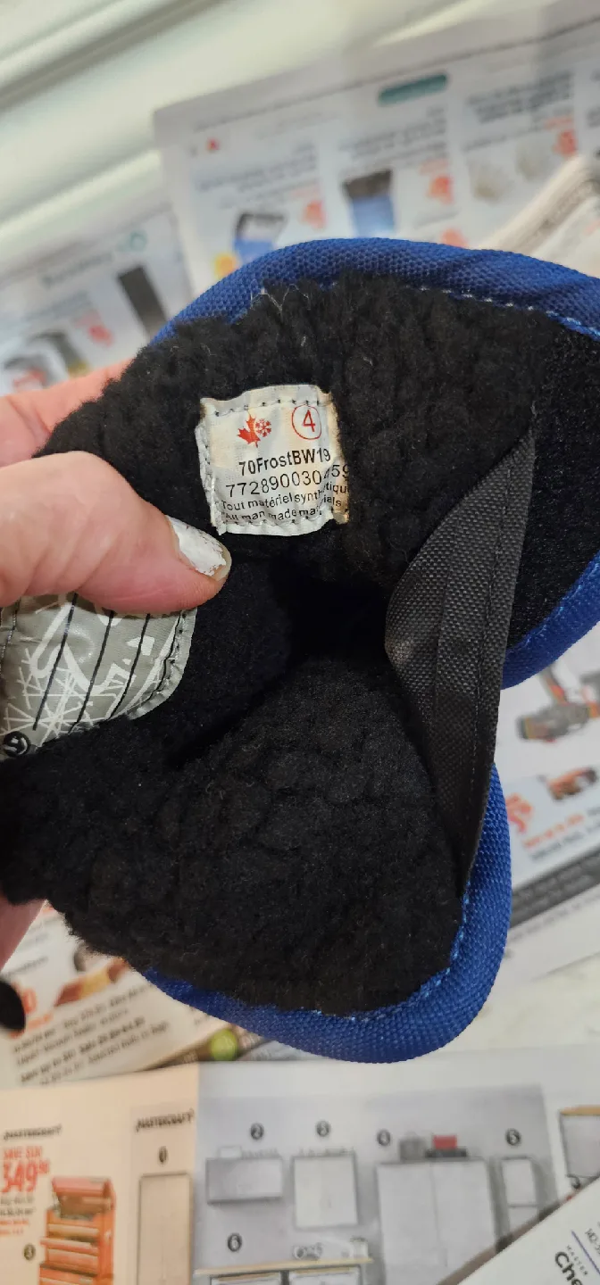 Kids' Winter Boots - Waterproof, Size 4 image indicator(6)