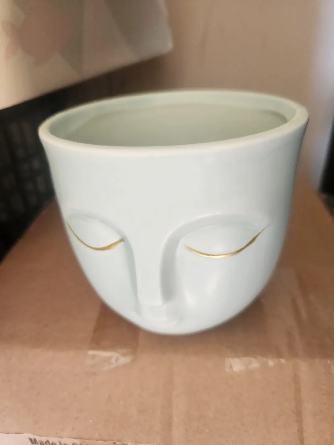 8 face planters*new*(all 18) thumbnail