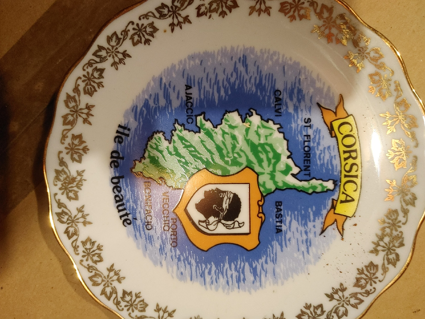 Vintage Decorative Plates - Travel Souvenirs
