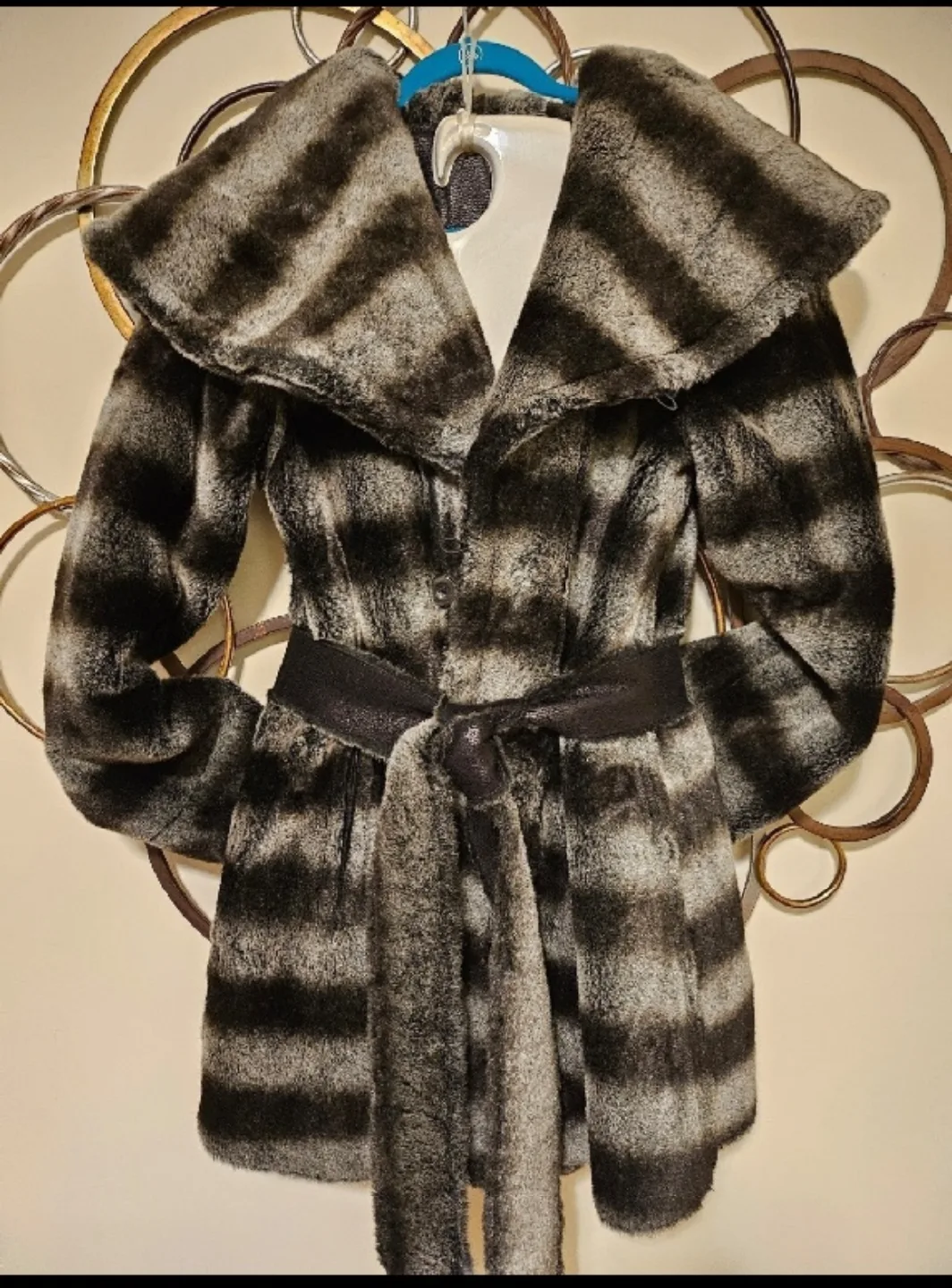Luxury Faux Fur / Leather Reversible Illusions Sherri Cassin image indicator(6)