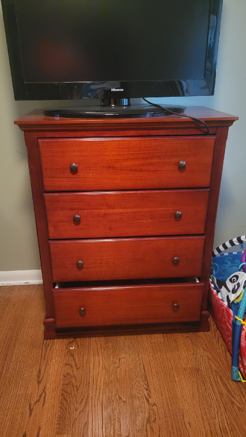 Wooden Crib and Dresser Set - photo 5