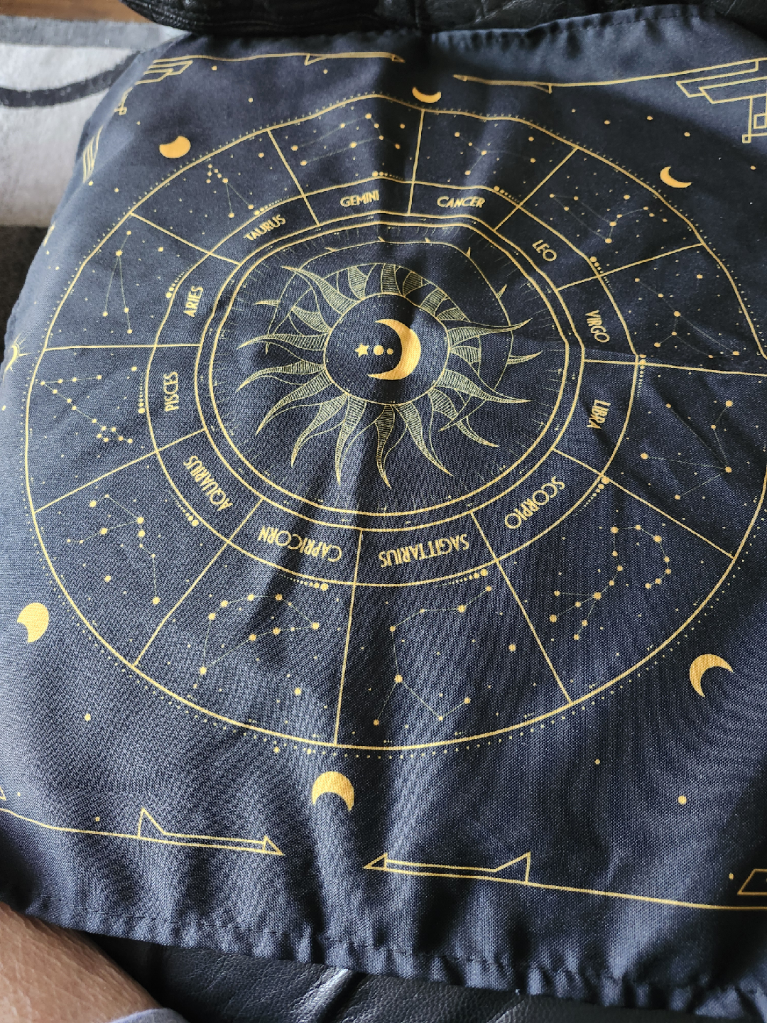 #FREE Zodiac Print , Black & Gold