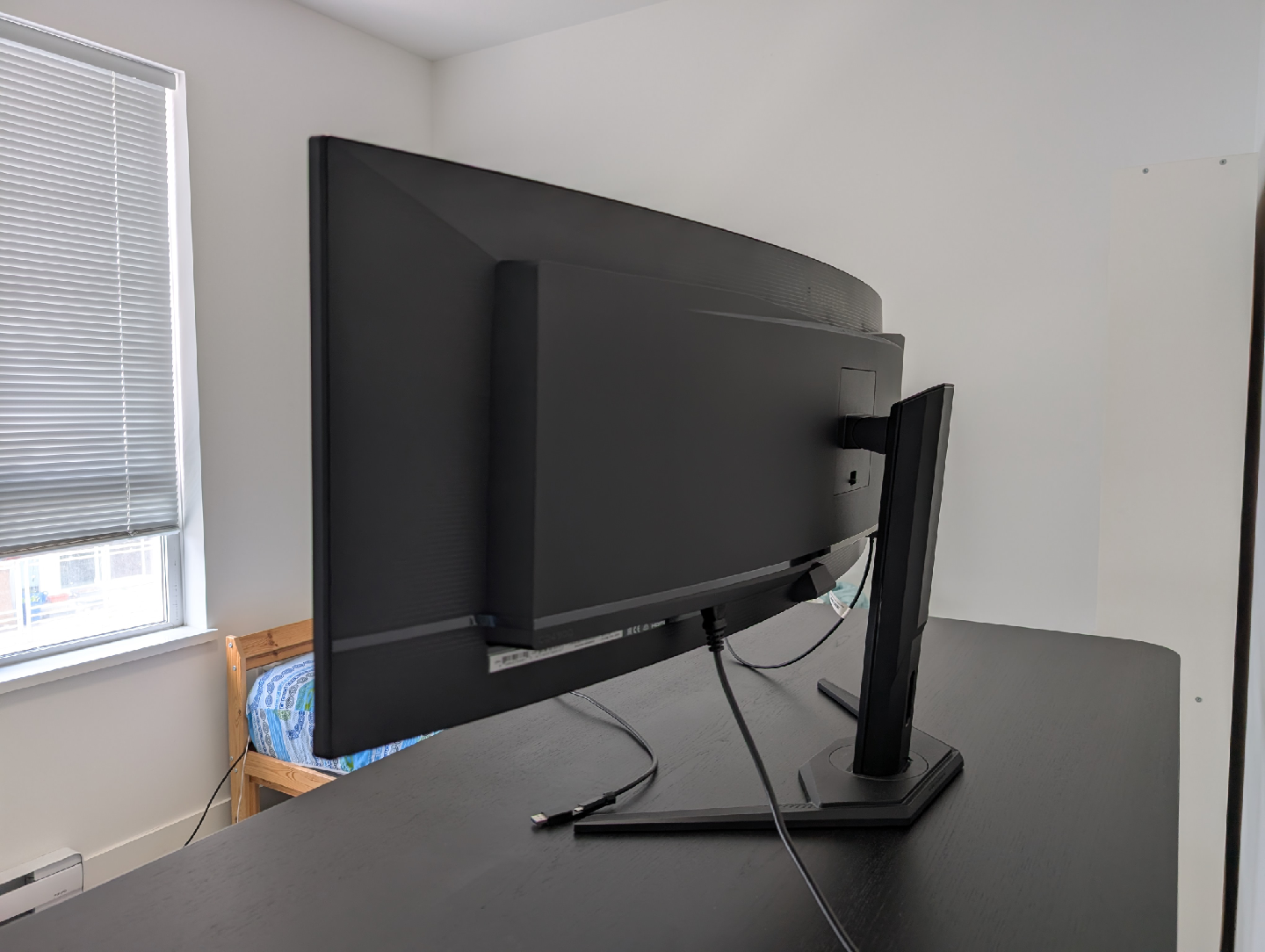 GIGABYTE - AORUS CO49DQ - 49" QD OLED Monitor - photo 3