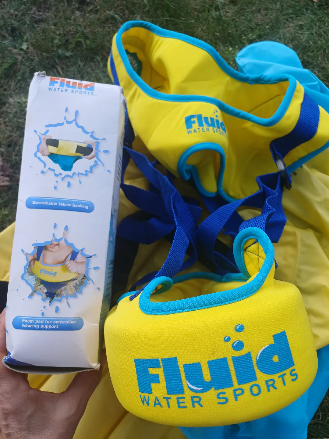 NEW Fluid Water Sports Infant Carrier image indicator(3)